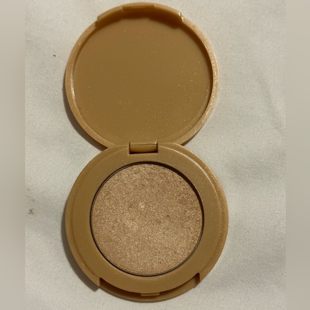Tarte Exposed Highlight - Amazonian Clay Highlighter